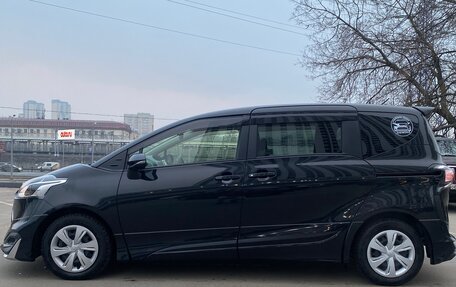 Toyota Sienta II, 2019 год, 1 810 000 рублей, 16 фотография