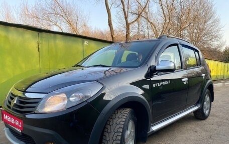 Renault Sandero I, 2014 год, 790 000 рублей, 1 фотография