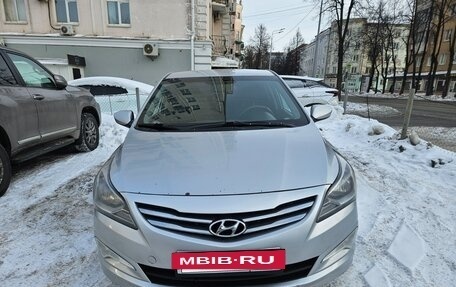 Hyundai Solaris II рестайлинг, 2014 год, 720 000 рублей, 2 фотография