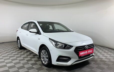 Hyundai Solaris II рестайлинг, 2018 год, 890 000 рублей, 3 фотография