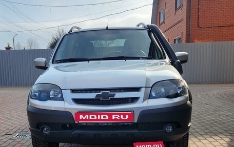 Chevrolet Niva I рестайлинг, 2019 год, 1 000 000 рублей, 2 фотография