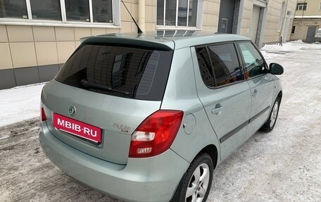 Skoda Fabia II, 2010 год, 700 000 рублей, 6 фотография