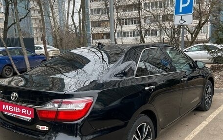 Toyota Camry, 2018 год, 2 600 000 рублей, 6 фотография