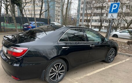 Toyota Camry, 2018 год, 2 600 000 рублей, 10 фотография