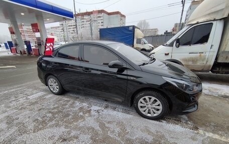 Hyundai Solaris II рестайлинг, 2019 год, 1 130 000 рублей, 2 фотография