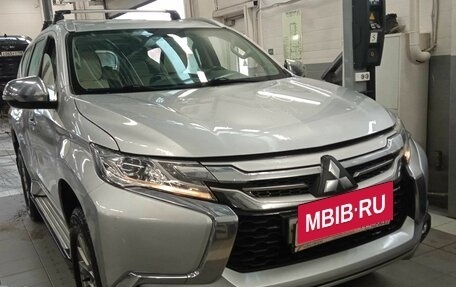 Mitsubishi Pajero Sport III рестайлинг, 2019 год, 3 142 000 рублей, 2 фотография