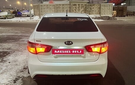 KIA Rio III рестайлинг, 2014 год, 830 000 рублей, 2 фотография