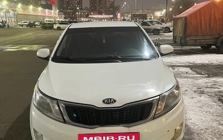 KIA Rio III рестайлинг, 2014 год, 830 000 рублей, 4 фотография