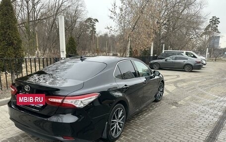 Toyota Camry, 2021 год, 3 500 000 рублей, 3 фотография