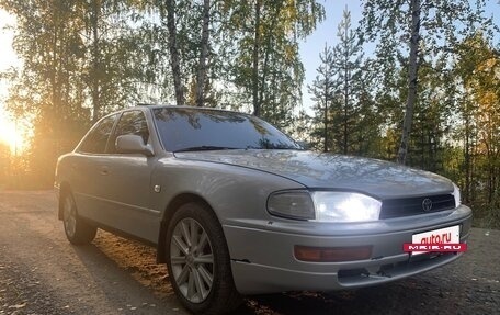 Toyota Camry, 1992 год, 420 000 рублей, 4 фотография