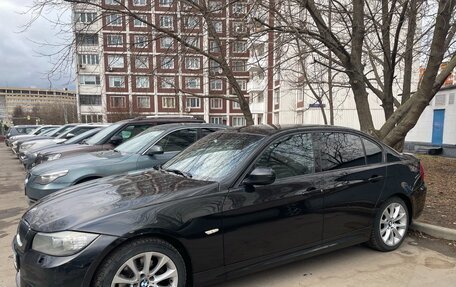 BMW 3 серия, 2010 год, 1 600 000 рублей, 3 фотография