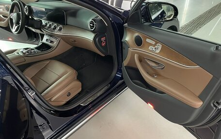 Mercedes-Benz E-Класс, 2019 год, 7 000 000 рублей, 10 фотография