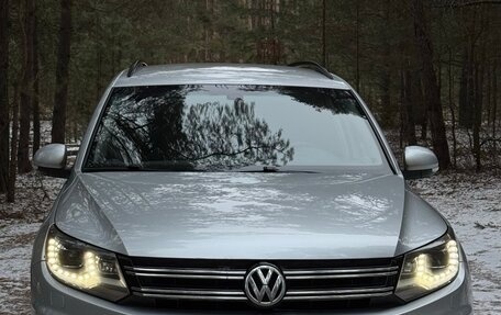 Volkswagen Tiguan I, 2011 год, 1 590 000 рублей, 2 фотография