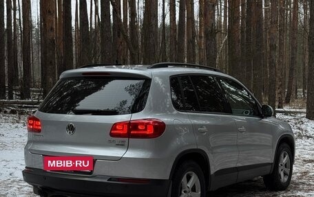 Volkswagen Tiguan I, 2011 год, 1 590 000 рублей, 3 фотография