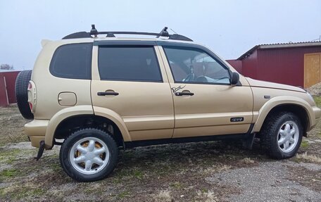 Chevrolet Niva I рестайлинг, 2006 год, 355 000 рублей, 6 фотография