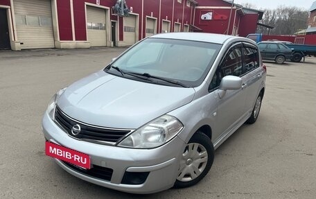 Nissan Tiida, 2011 год, 810 000 рублей, 2 фотография