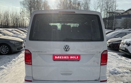 Volkswagen Caravelle T6 рестайлинг, 2018 год, 2 310 000 рублей, 5 фотография