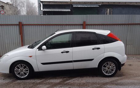 Ford Focus IV, 2001 год, 299 999 рублей, 12 фотография