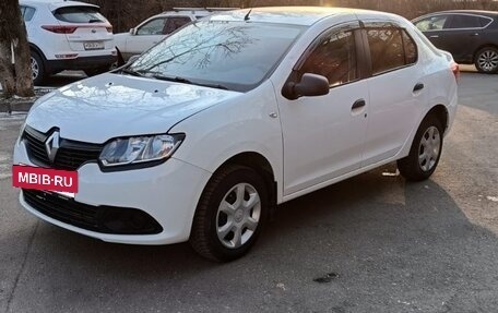 Renault Logan II, 2015 год, 650 000 рублей, 10 фотография