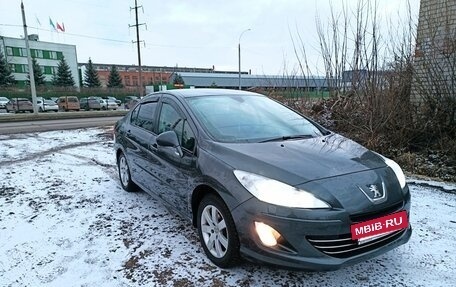 Peugeot 408 I рестайлинг, 2012 год, 600 000 рублей, 3 фотография