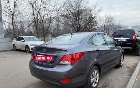 Hyundai Solaris II рестайлинг, 2013 год, 895 000 рублей, 5 фотография