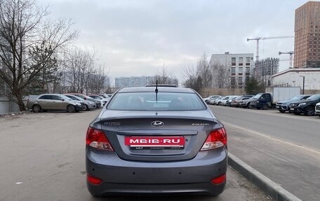 Hyundai Solaris II рестайлинг, 2013 год, 895 000 рублей, 4 фотография