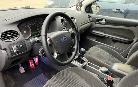 Ford Focus II рестайлинг, 2005 год, 380 000 рублей, 15 фотография