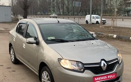 Renault Logan II, 2014 год, 880 000 рублей, 5 фотография