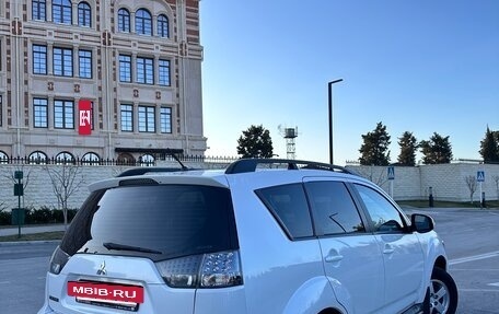 Mitsubishi Outlander III рестайлинг 3, 2011 год, 1 530 000 рублей, 6 фотография