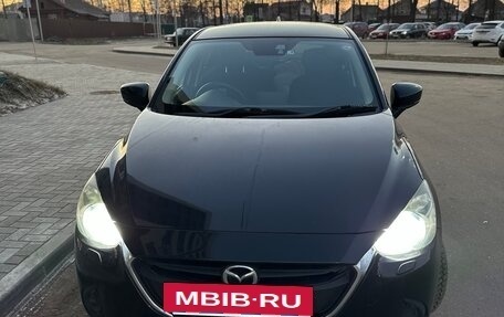 Mazda Demio IV, 2017 год, 1 550 000 рублей, 2 фотография