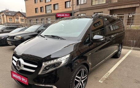 Mercedes-Benz V-Класс, 2017 год, 10 900 000 рублей, 13 фотография