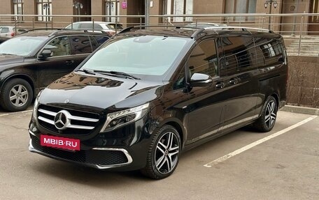 Mercedes-Benz V-Класс, 2017 год, 10 900 000 рублей, 17 фотография