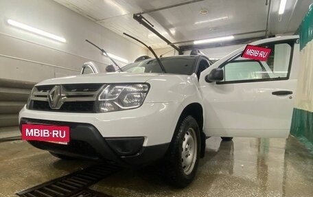 Renault Duster I рестайлинг, 2017 год, 1 300 000 рублей, 5 фотография