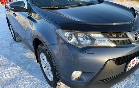 Toyota RAV4, 2013 год, 1 850 000 рублей, 7 фотография