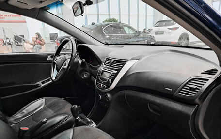 Hyundai Solaris II рестайлинг, 2012 год, 650 000 рублей, 15 фотография