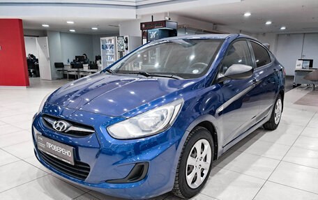 Hyundai Solaris II рестайлинг, 2012 год, 650 000 рублей, 5 фотография