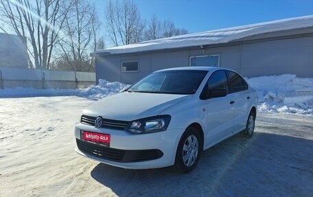 Volkswagen Polo VI (EU Market), 2013 год, 449 000 рублей, 1 фотография