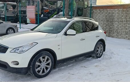 Infiniti QX50 I рестайлинг, 2014 год, 2 370 000 рублей, 2 фотография