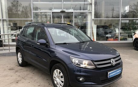 Volkswagen Tiguan I, 2015 год, 1 557 000 рублей, 3 фотография