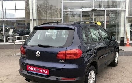 Volkswagen Tiguan I, 2015 год, 1 557 000 рублей, 5 фотография