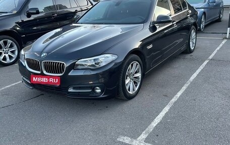 BMW 5 серия, 2016 год, 2 000 000 рублей, 1 фотография