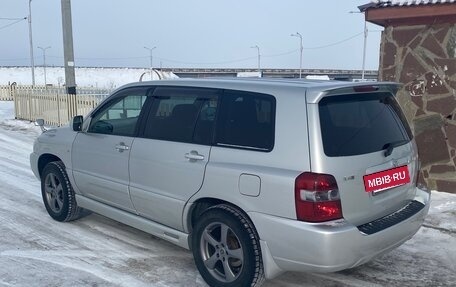 Toyota Kluger I, 2003 год, 1 400 000 рублей, 3 фотография