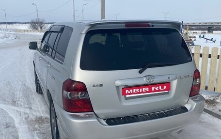 Toyota Kluger I, 2003 год, 1 400 000 рублей, 4 фотография