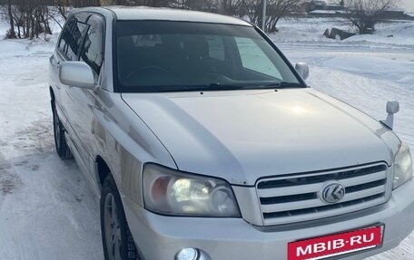 Toyota Kluger I, 2003 год, 1 400 000 рублей, 7 фотография