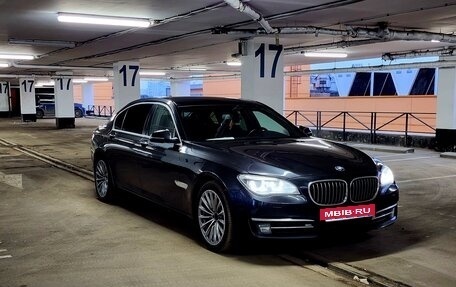 BMW 7 серия, 2015 год, 2 300 000 рублей, 7 фотография