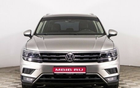 Volkswagen Tiguan II, 2017 год, 2 700 000 рублей, 2 фотография