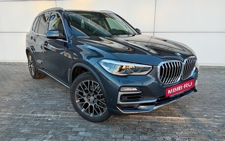 BMW X5, 2019 год, 6 450 000 рублей, 3 фотография