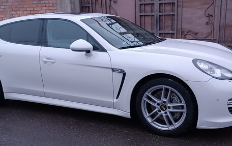 Porsche Panamera II рестайлинг, 2011 год, 2 500 000 рублей, 6 фотография