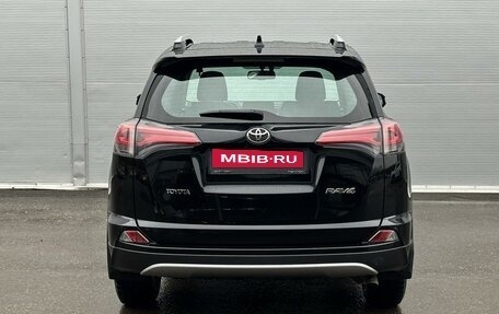 Toyota RAV4, 2018 год, 2 565 000 рублей, 4 фотография