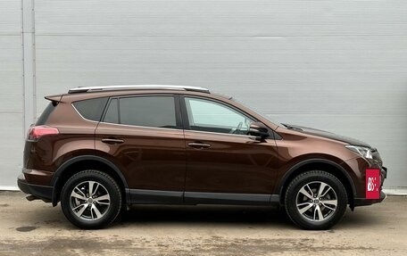 Toyota RAV4, 2017 год, 2 345 000 рублей, 5 фотография